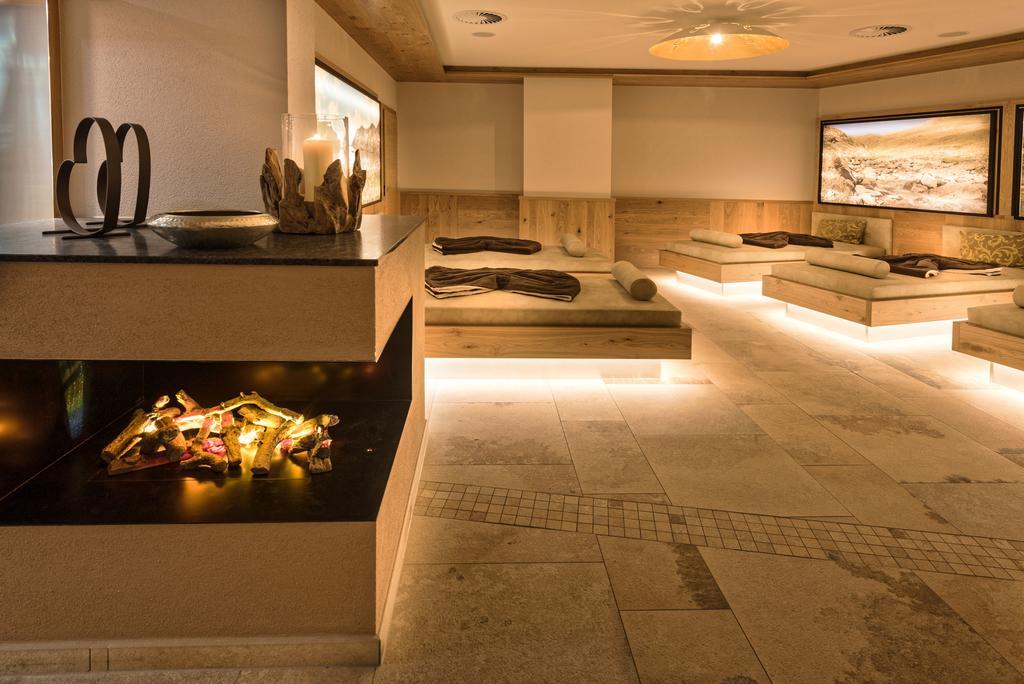 Hotel Jennys Schloessl Серфаус Экстерьер фото