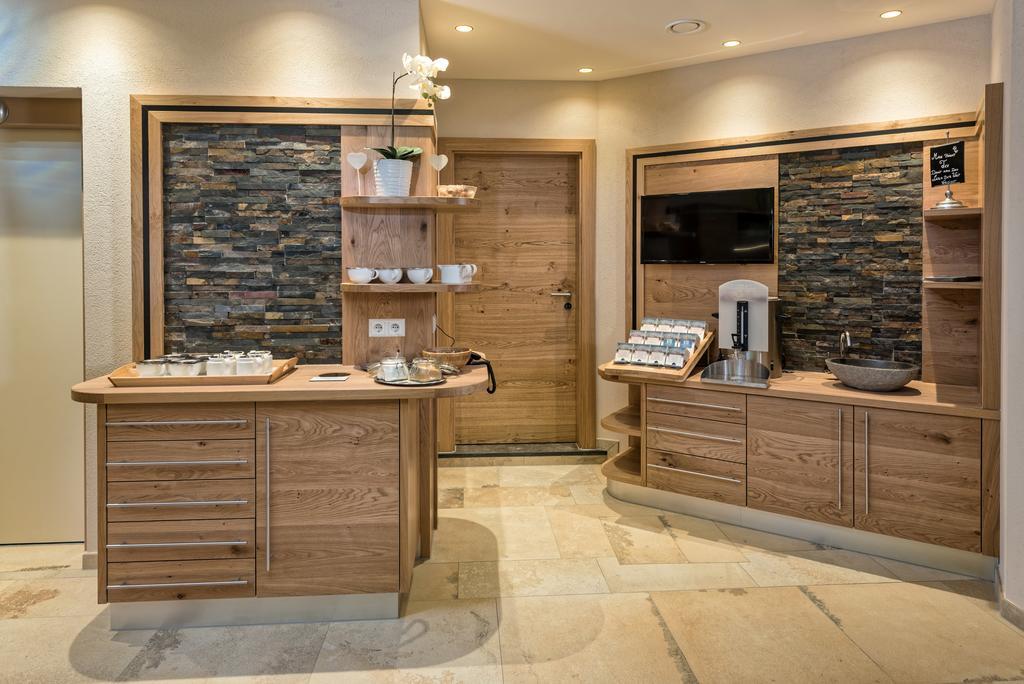 Hotel Jennys Schloessl Серфаус Экстерьер фото