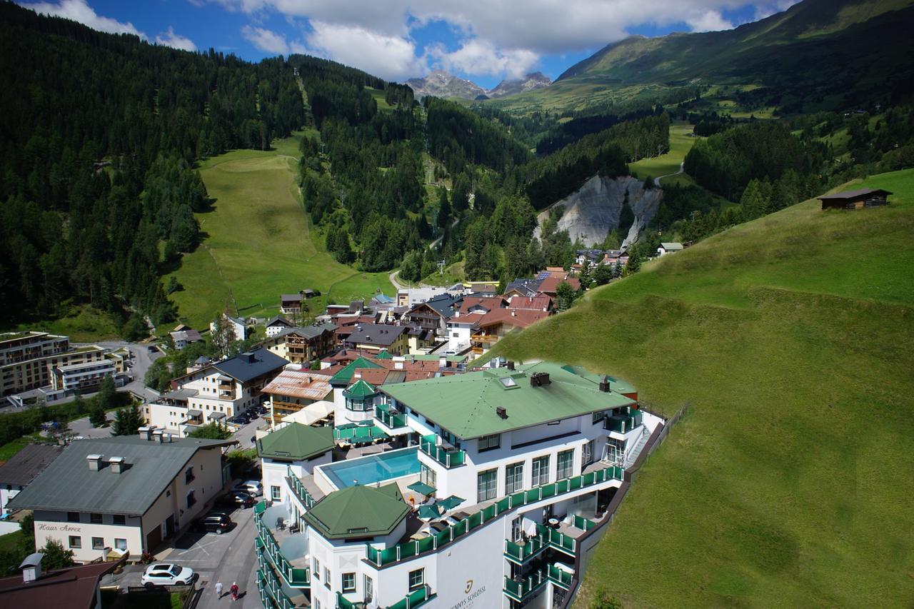 Hotel Jennys Schloessl Серфаус Экстерьер фото